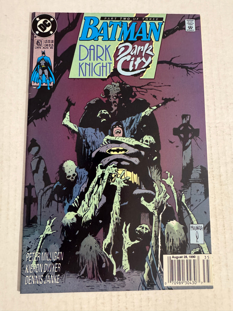BATMAN #453 VF/NM Mike Mignola Cover NEWSSTAND