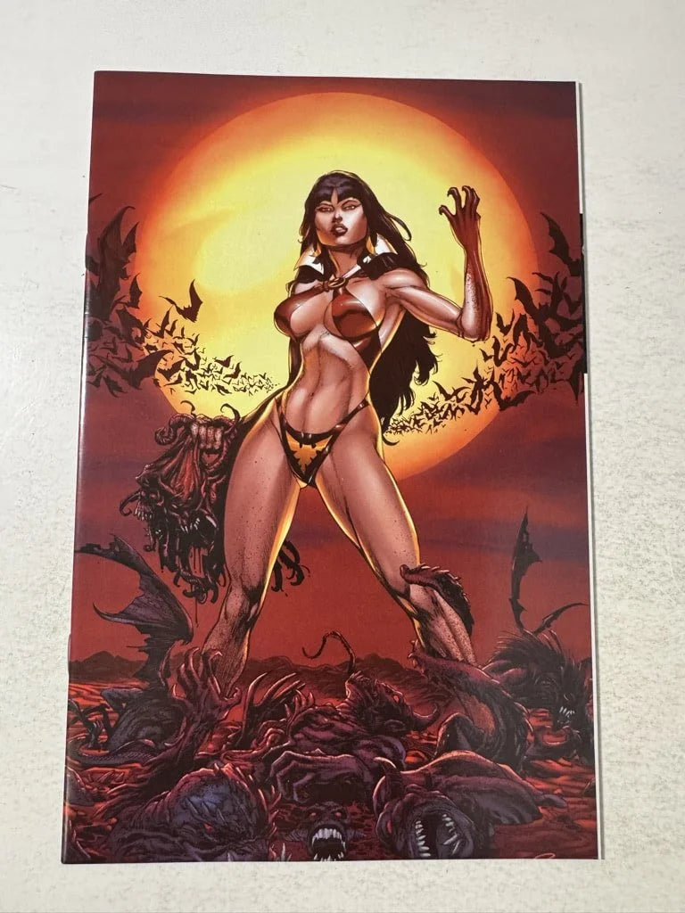 VAMPIRELLA #1 Vol 5 NM Virgin Blood Moon Buzz Variant