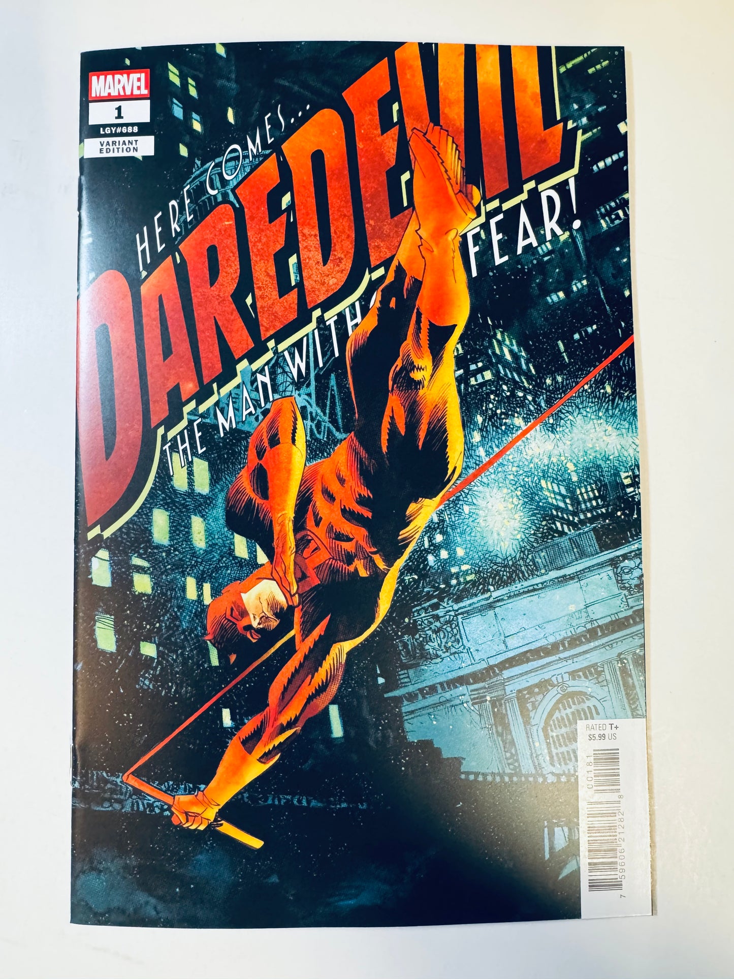 DAREDEVIL #1 Vol 9 NM Dan Panosian Variant 1ST APPEARANCE