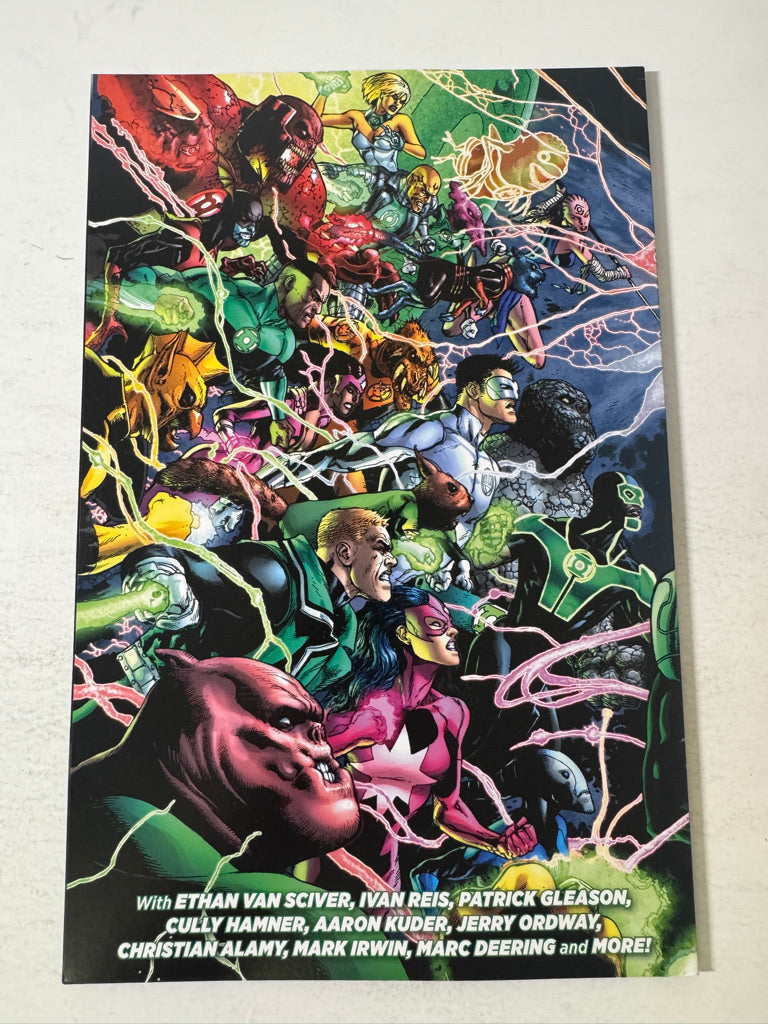GREEN LANTERN #25 Vol 5 NM 1ST APPEARANCE