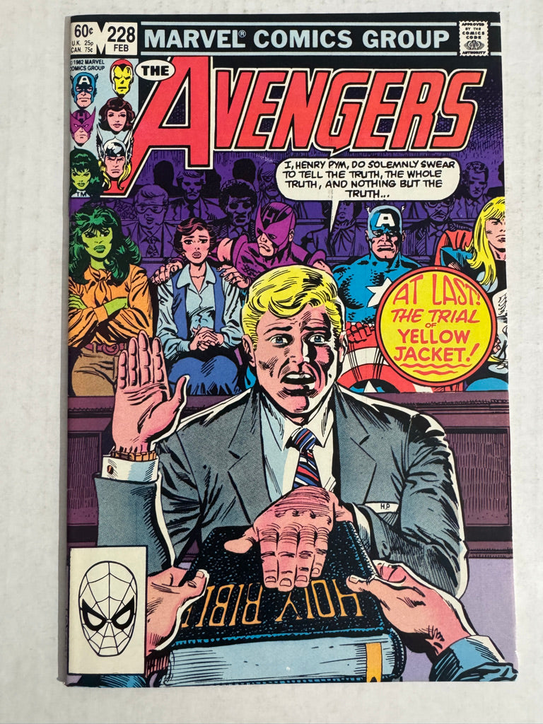 AVENGERS #228 NM-