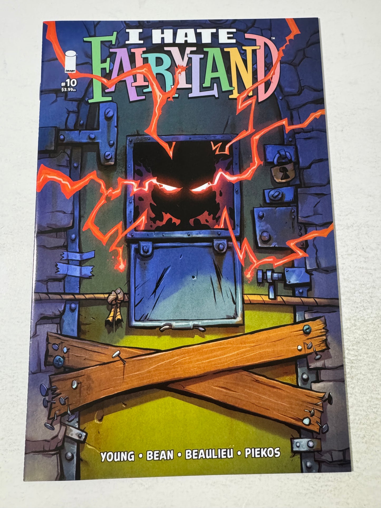 I HATE FAIRYLAND #10 Vol 2 NM- Brett Bean Cover