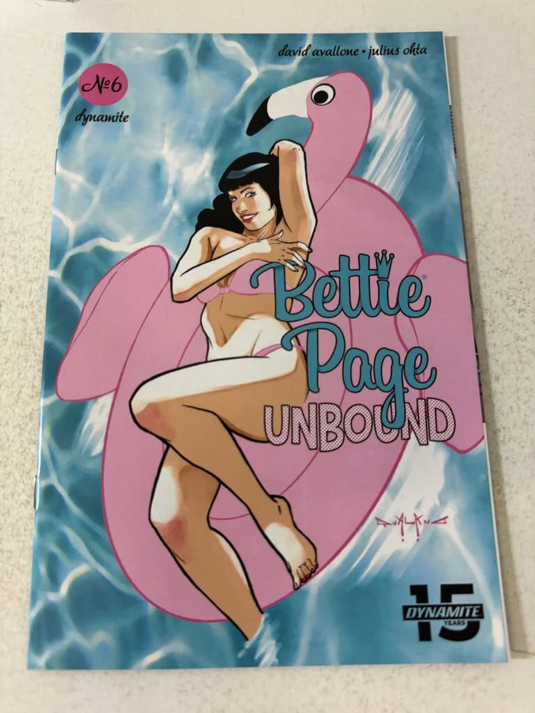 BETTIE PAGE Unbound #6 NM Qualano Variant