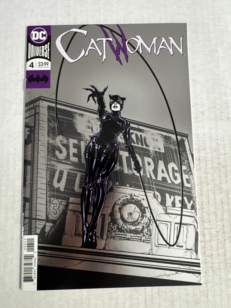 CATWOMAN #4 Vol 5 NM Joelle Jones Foil Cover