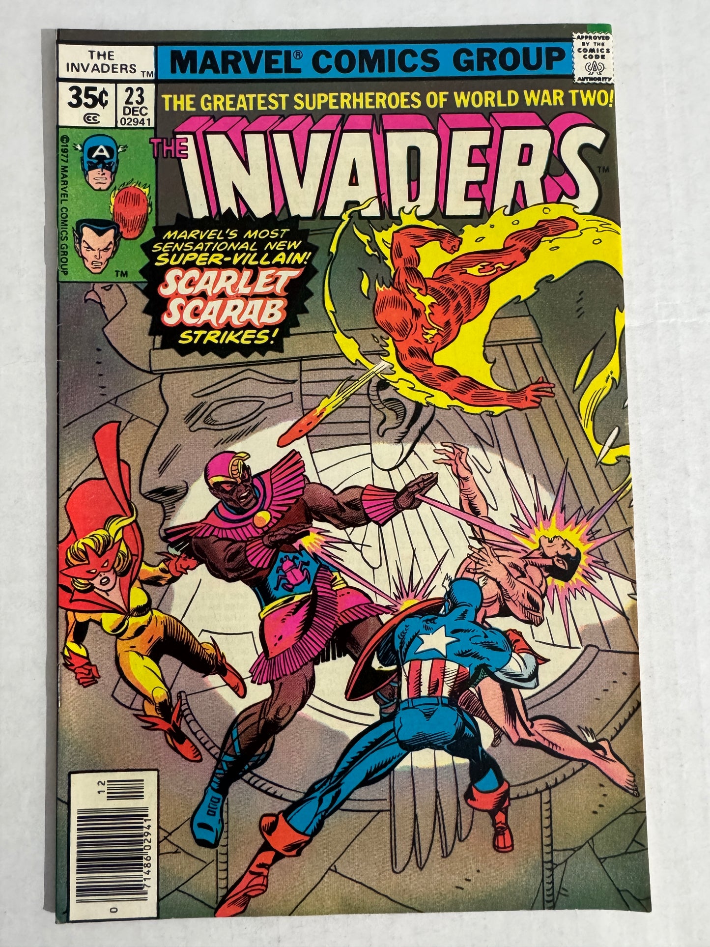 INVADERS #23 FN/VF 1ST APPEARANCE