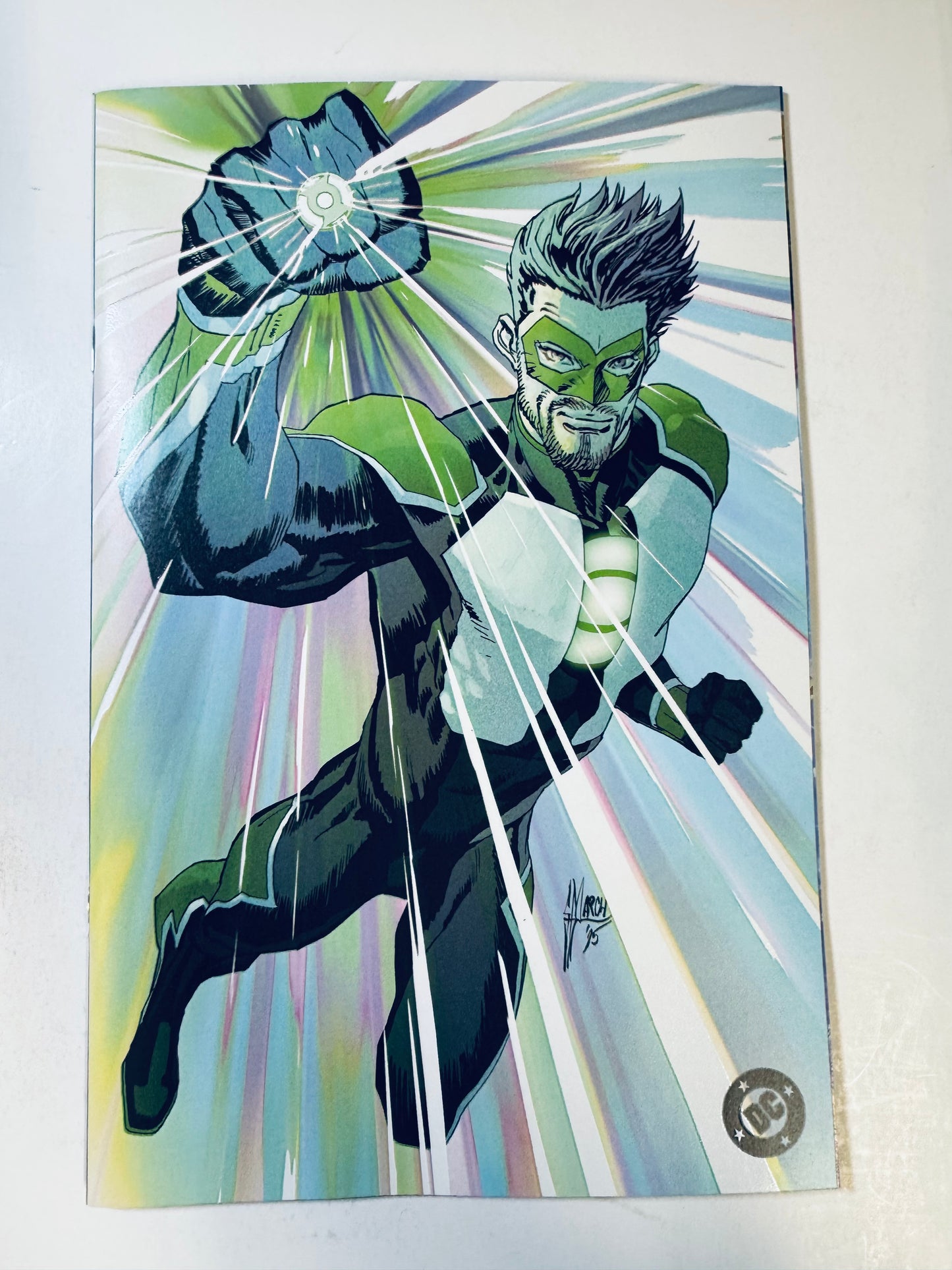 GREEN LANTERN #33 NM Cover G Guillem March Glow-in-the-Dark Virgin Variant