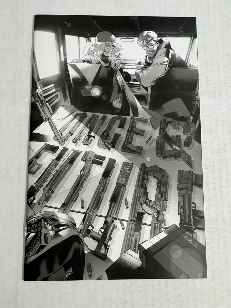 ONCE & FUTURE #25 NM 1 Per Store Unlockable B/W Virgin Simone De Mio Variant