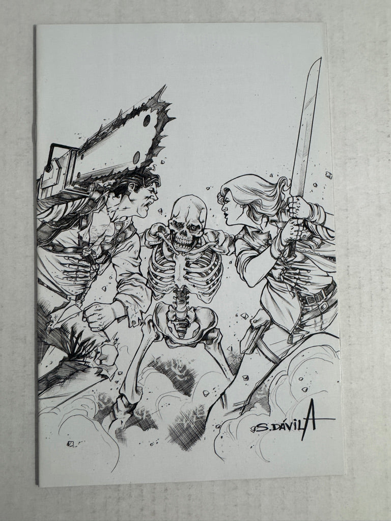 DEATH TO ARMY OF DARKNESS #4 NM 1:11 Davila B/W Virgin Variant