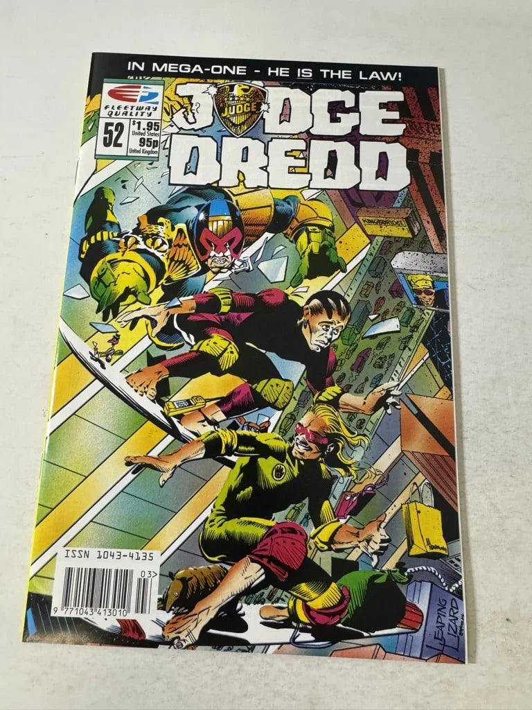 JUDGE DREDD #52 NM-
