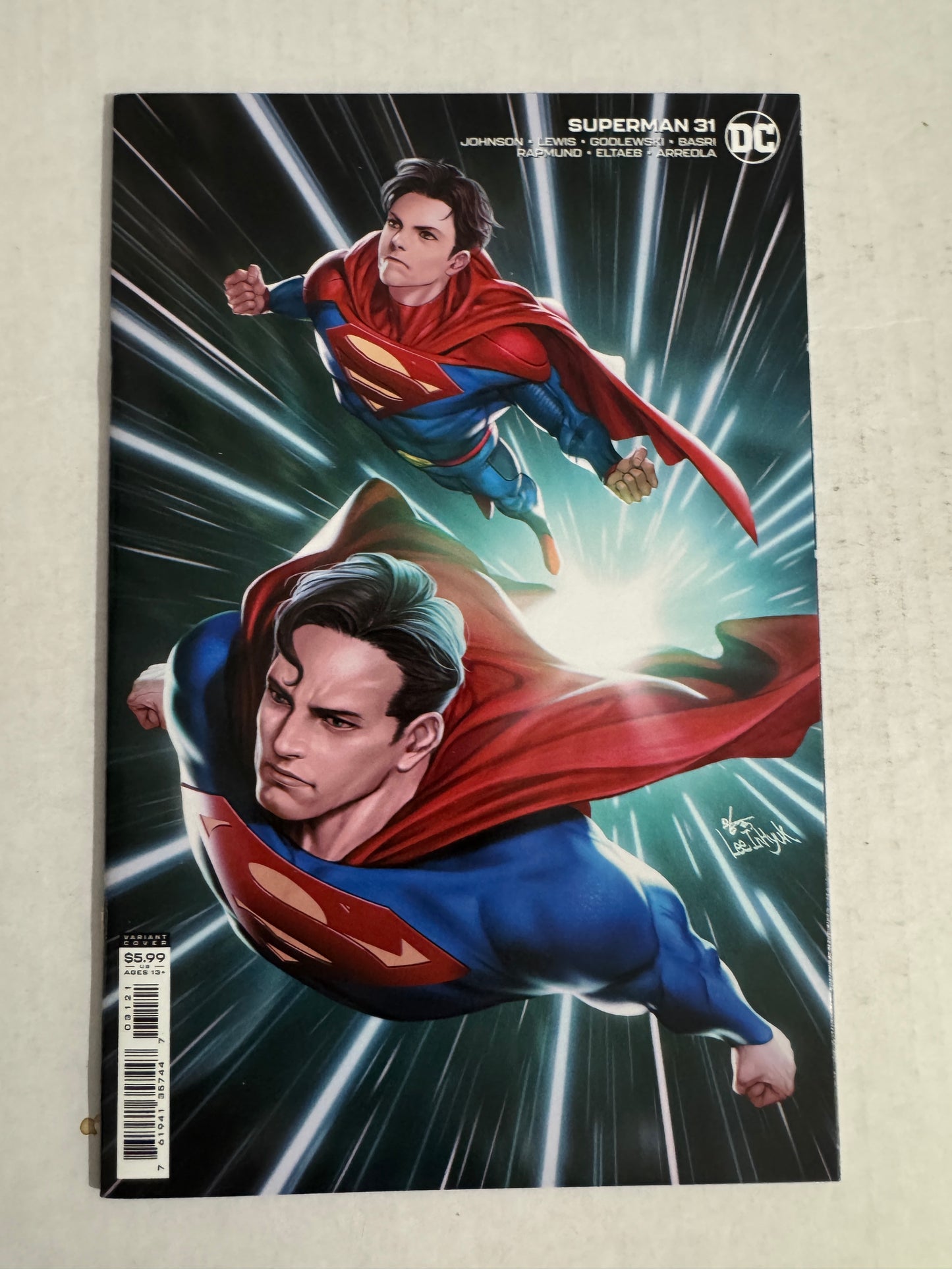 SUPERMAN #31 Vol 5 NM Lee InHyuk Variant