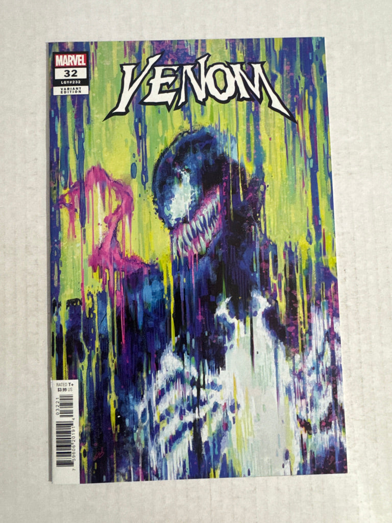 VENOM #32 Vol 5 NM Rose Besch Variant