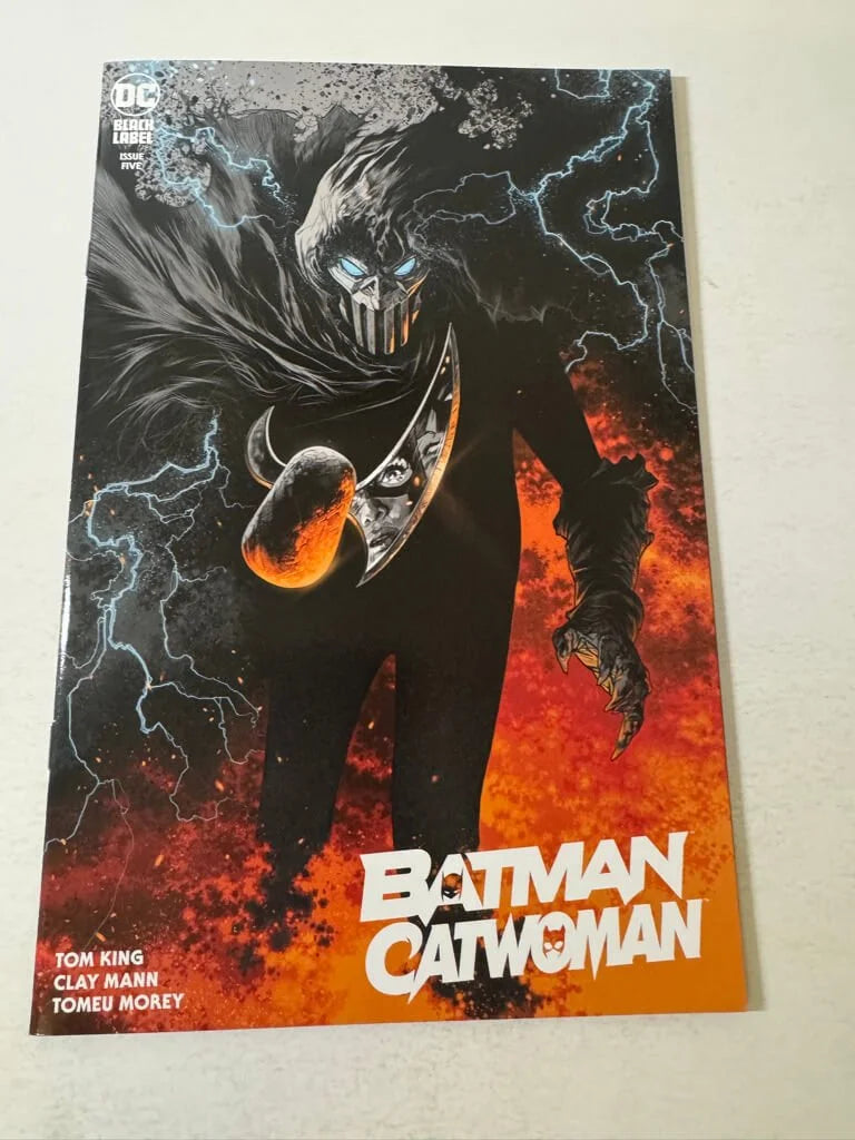 BATMAN CATWOMAN #5 NM Travis Charest Variant