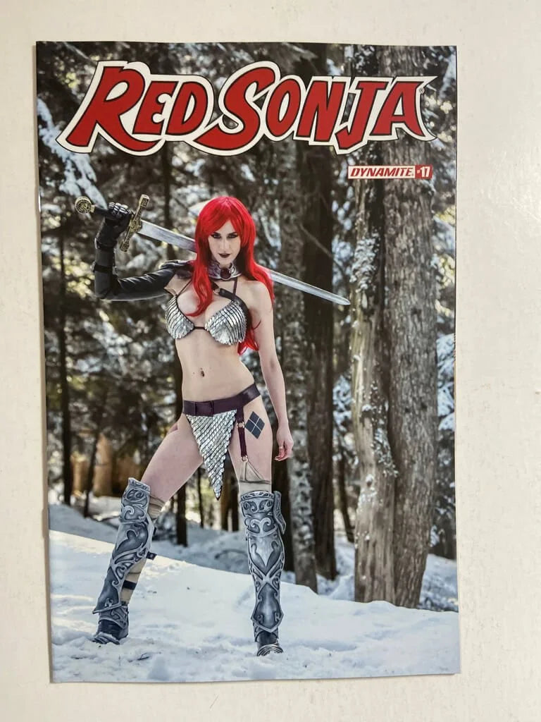 RED SONJA #17 Vol 5 NM Cosplay Variant (Dynamite)