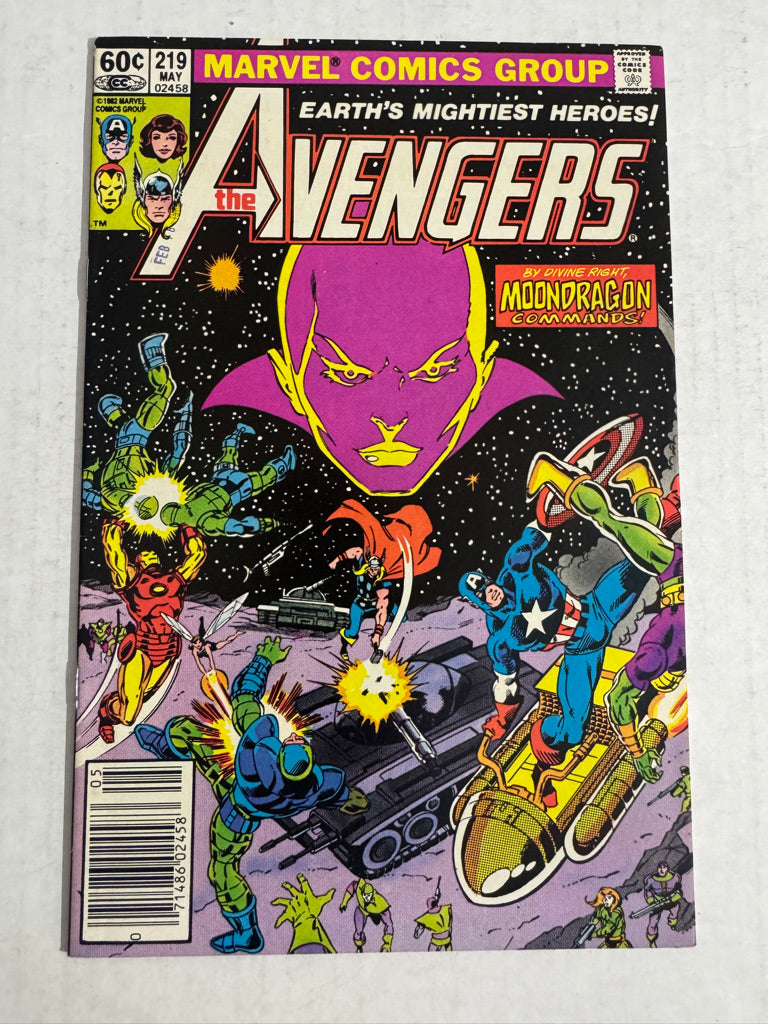 AVENGERS #219 VF+ NEWSSTAND