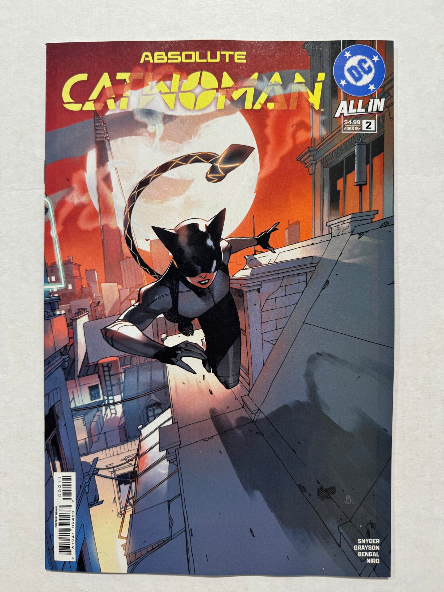ABSOLUTE CATWOMAN #2 NM