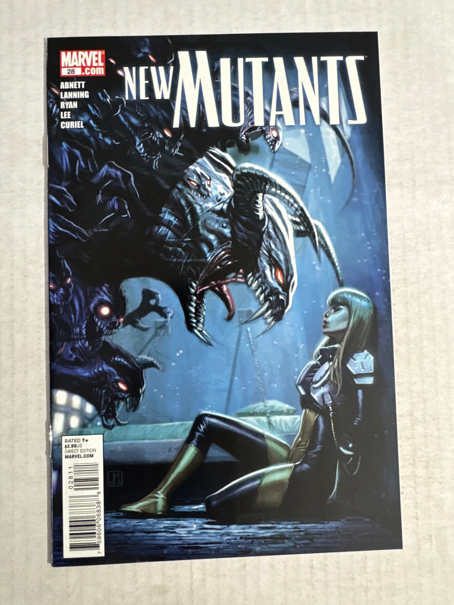 NEW MUTANTS #28 Vol 3 NM Aliens Homage Jorge Molina Cover