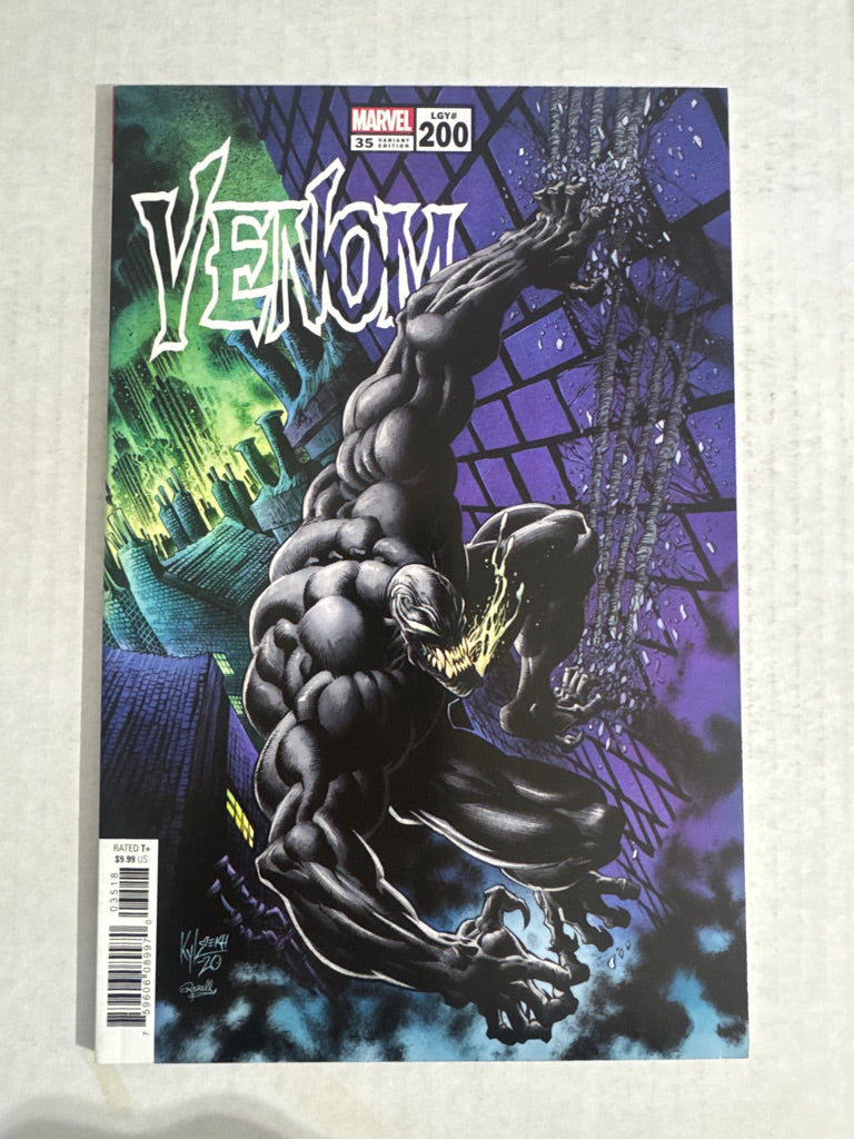 VENOM #35 Vol 4 #200 NM Kyle Hotz Variant