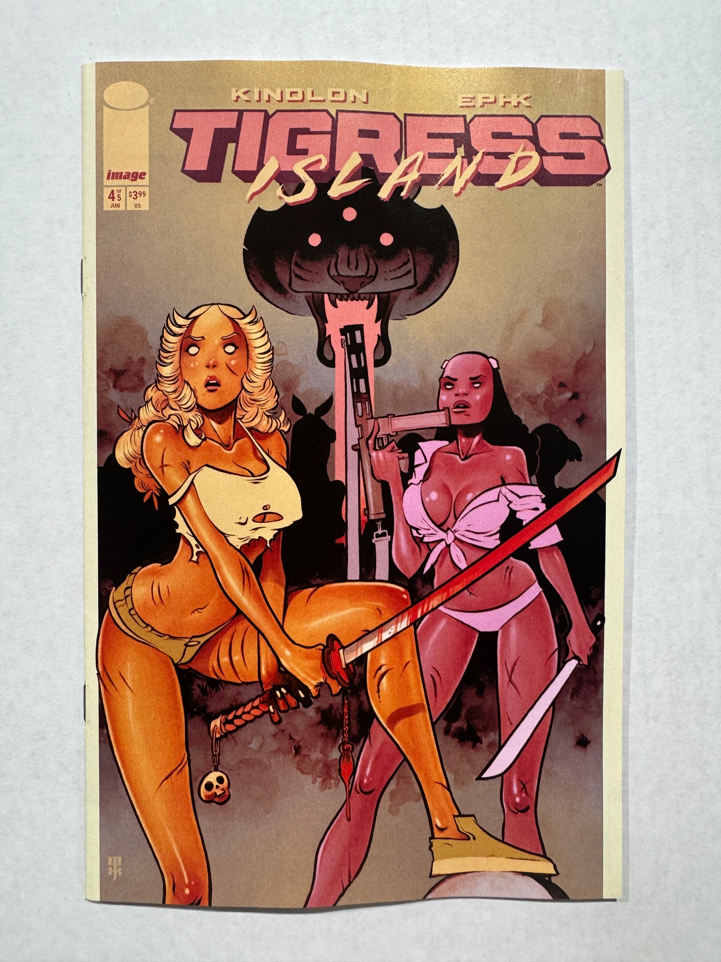TIGRESS ISLAND #4 NM