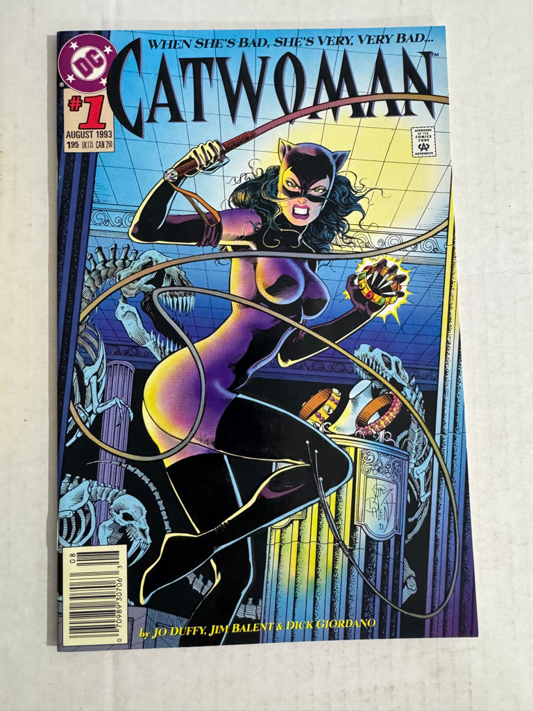 CATWOMAN #1 Vol 2 Jim Balent Cover NEWSSTAND