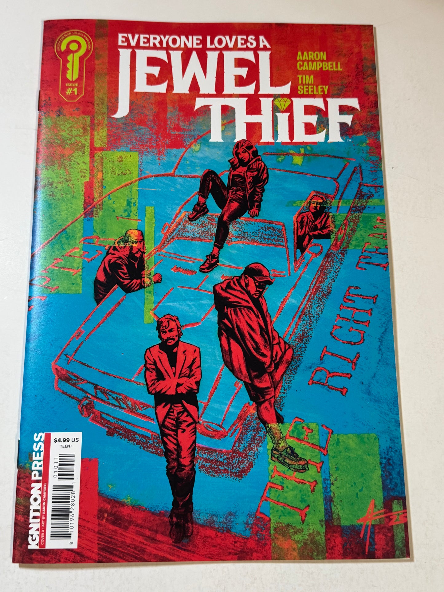 EVERYONE LOVES A JEWEL THIEF #1 NM