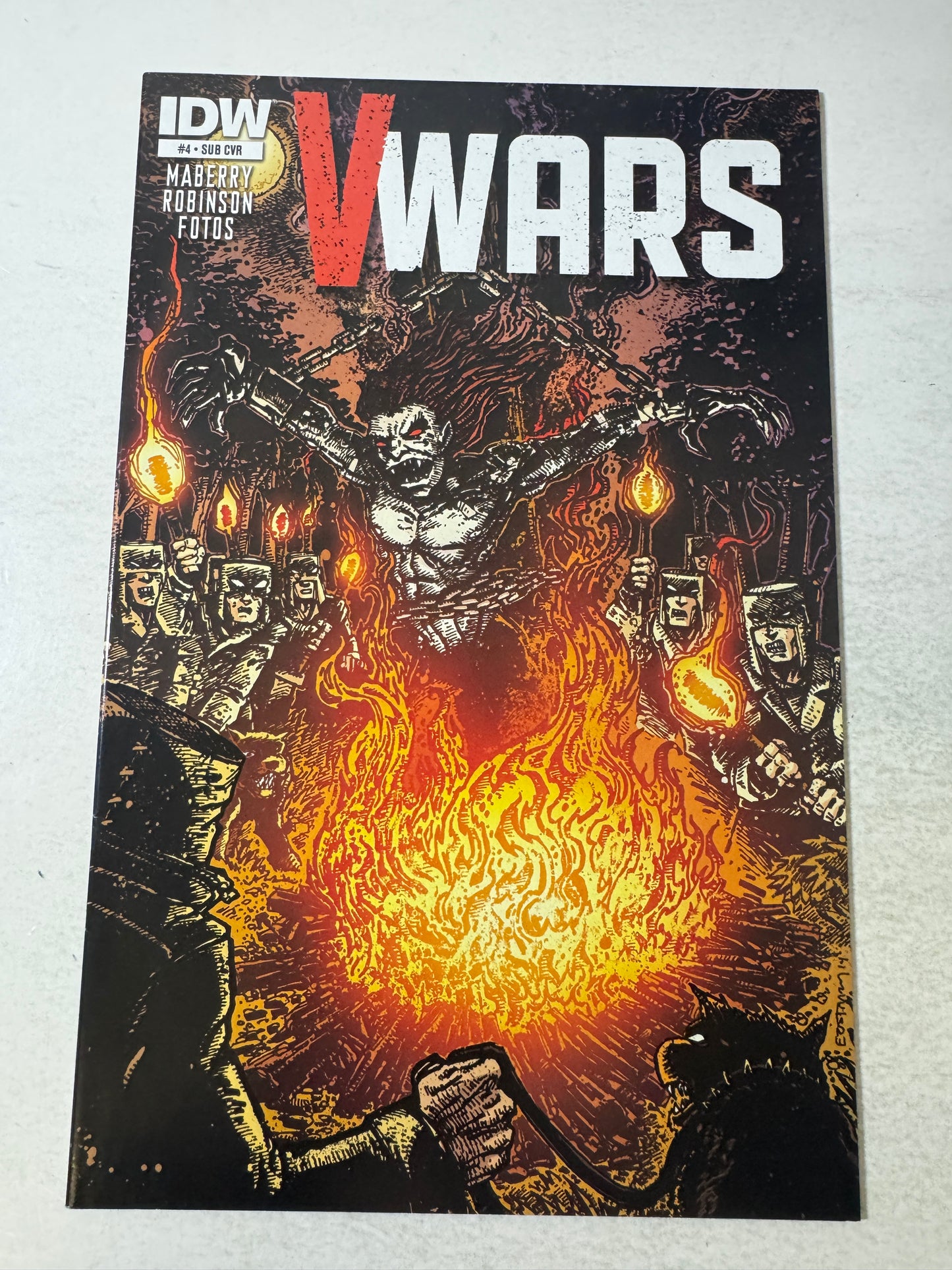 V WARS #4 VF/NM Kevin Eastman SUB Variant