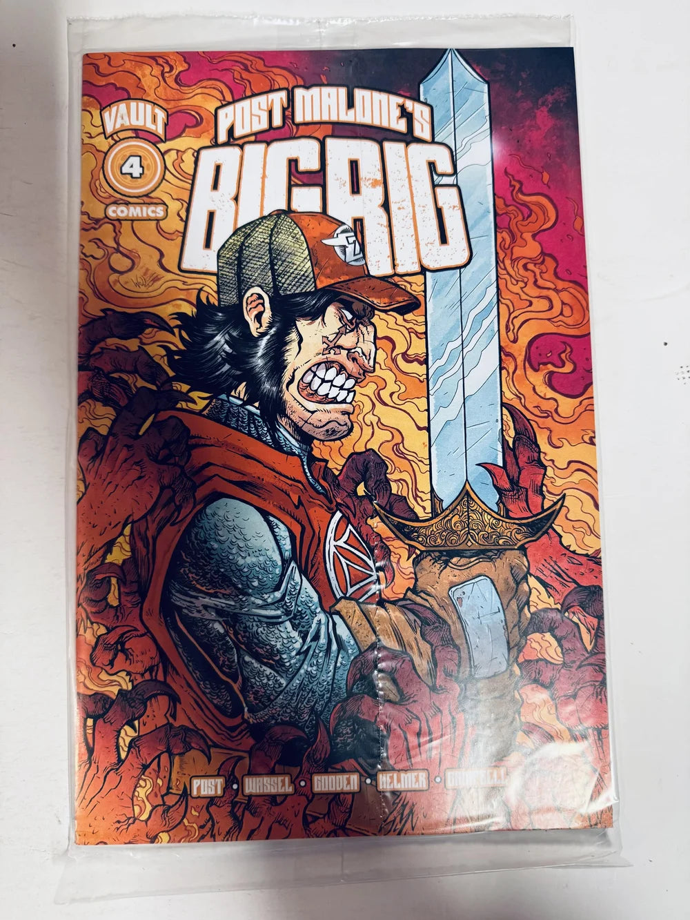 POST MALONE'S BIG RIG #4 NM 1:10 Maria Wolf Variant