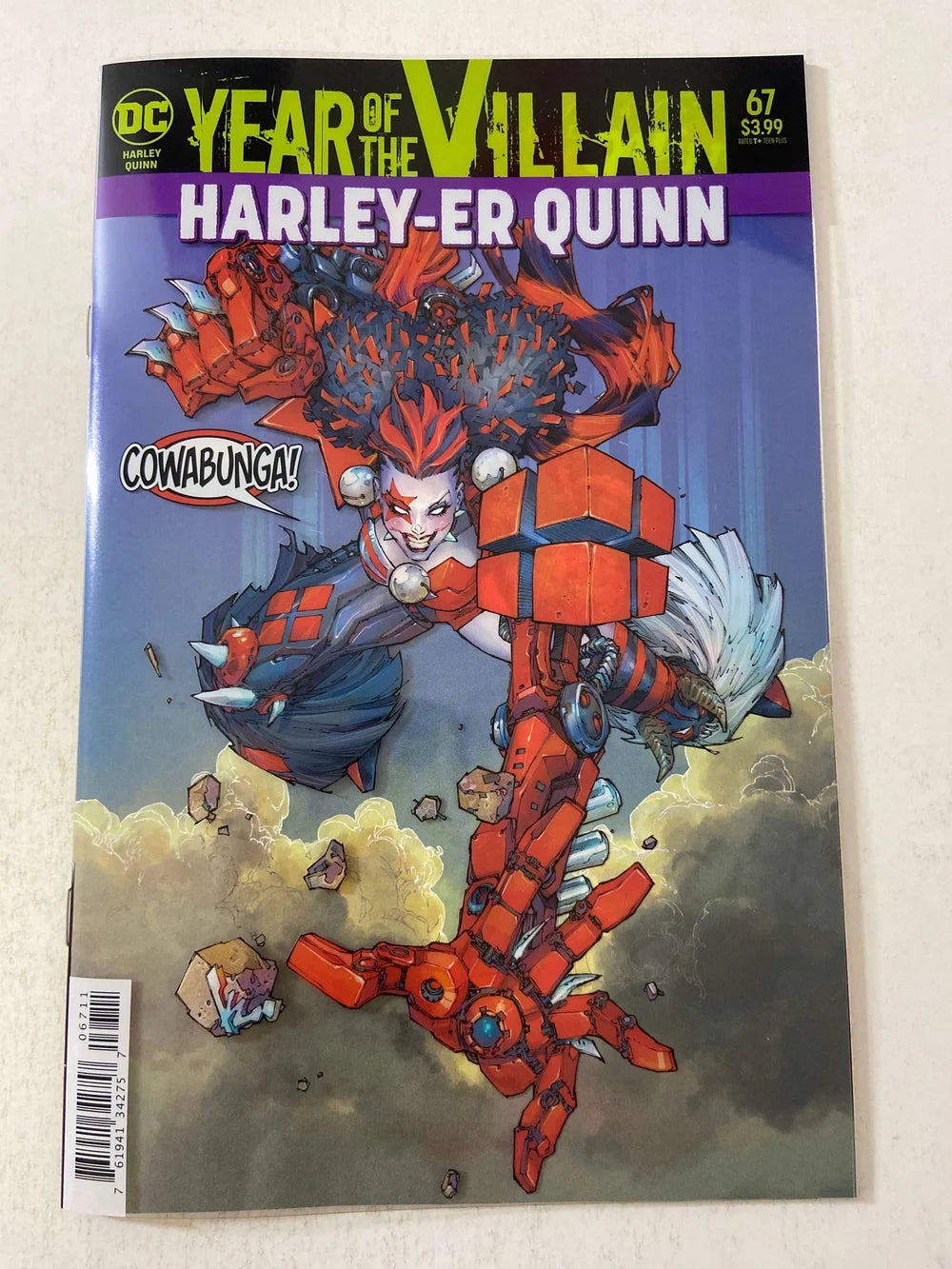 HARLEY QUINN #67 Vol 3 NM