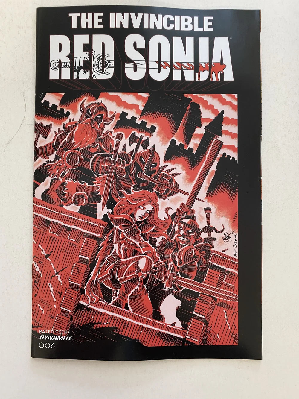 INVINCIBLE RED SONJA #6 NM TMNT Homage Variant