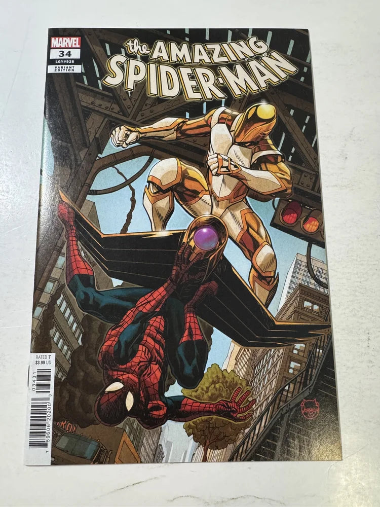 AMAZING SPIDER-MAN #34 Vol 6 NM Dave Johnson Variant