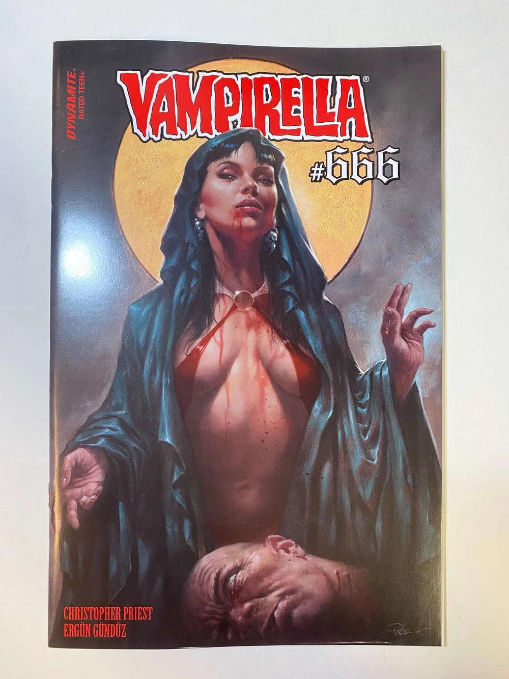 VAMPIRELLA #666 NM Lucio Parrillo Cover