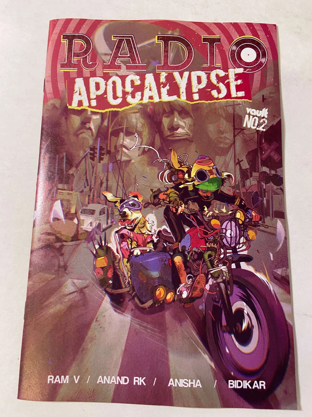 RADIO APOCALYPSE #2 NM
