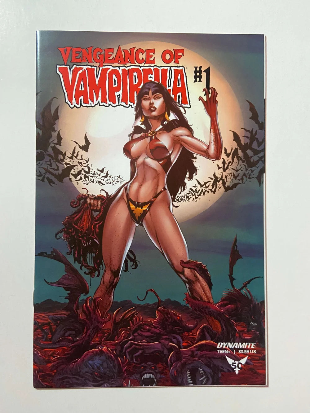 VENGEANCE OF VAMPIRELLA #1 NM 1:10 Buzz Variant
