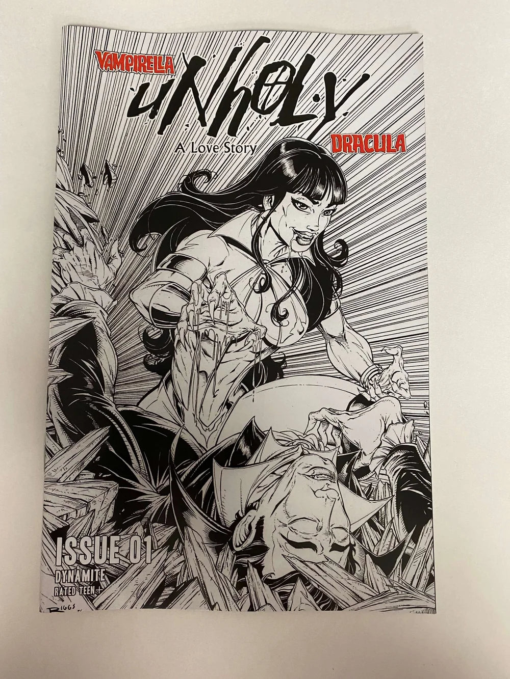VAMPIRELLA DRACULA UNHOLY #1 NM 1:11 McFarlane Homage Variant