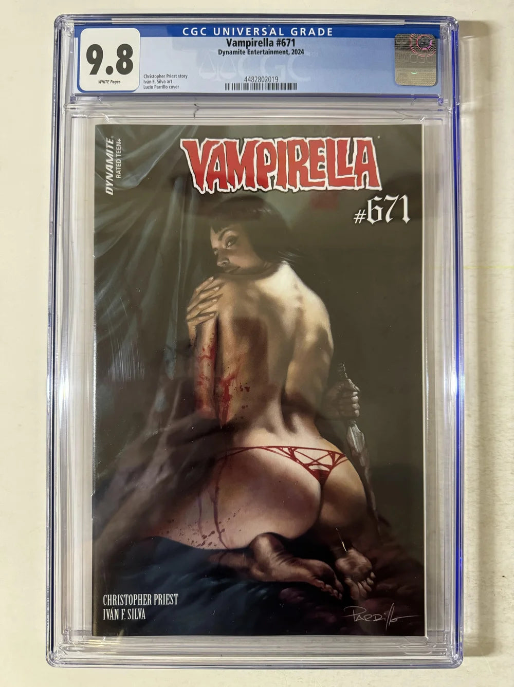 VAMPIRELLA #671 CGC 9.8 Lucio Parrillo Cover