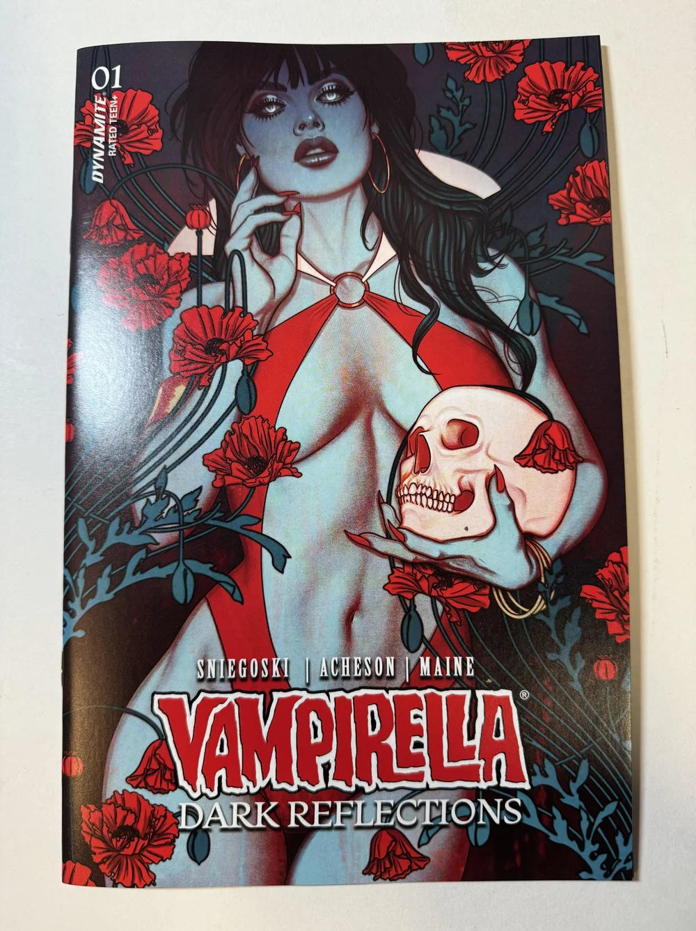 VAMPIRELLA Dark Reflections #1 NM Jenny Frison Cover