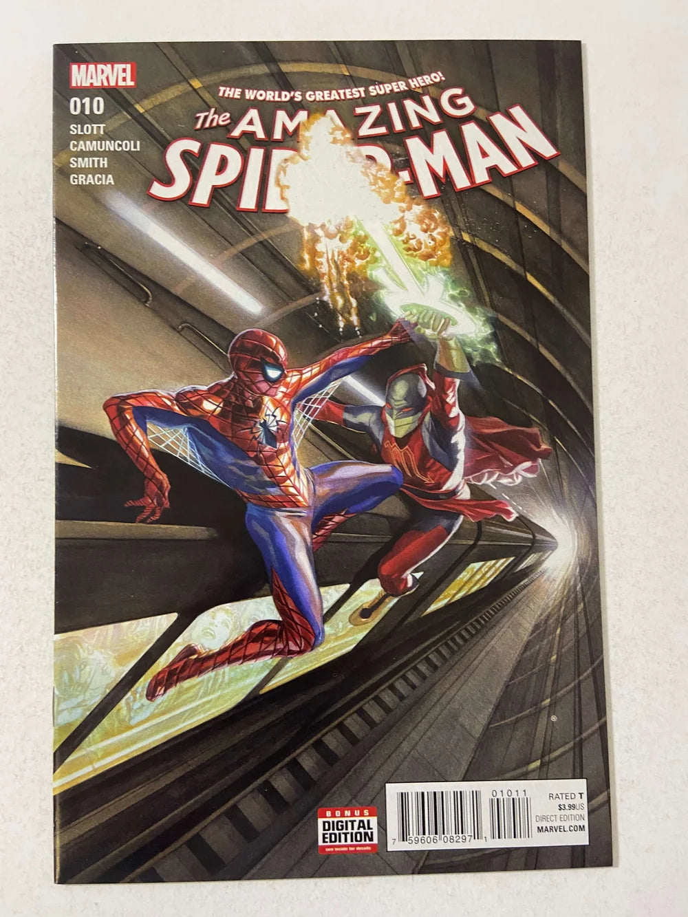 AMAZING SPIDER-MAN #10 Vol 4 NM Alex Ross Cover