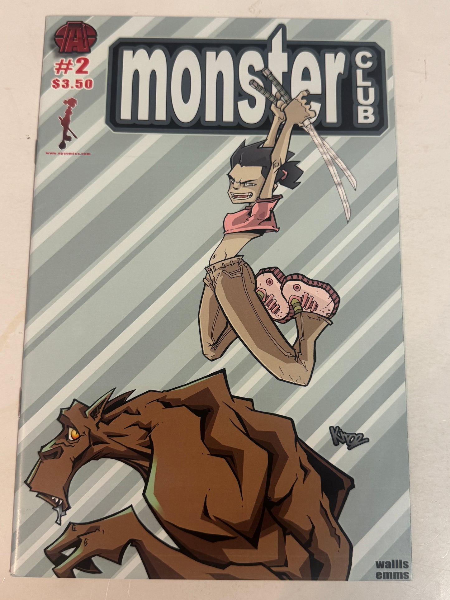 MONSTER CLUB #2 VF/NM