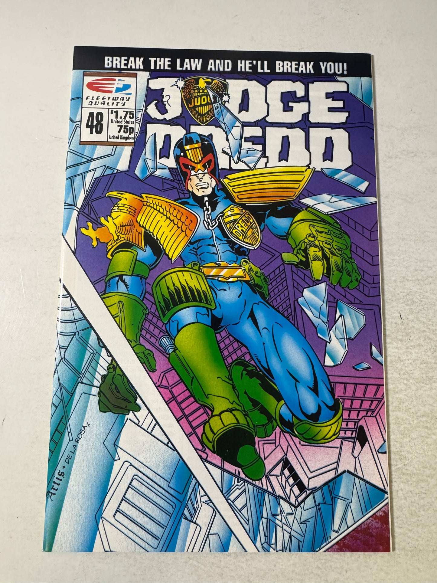 JUDGE DREDD #48 NM-