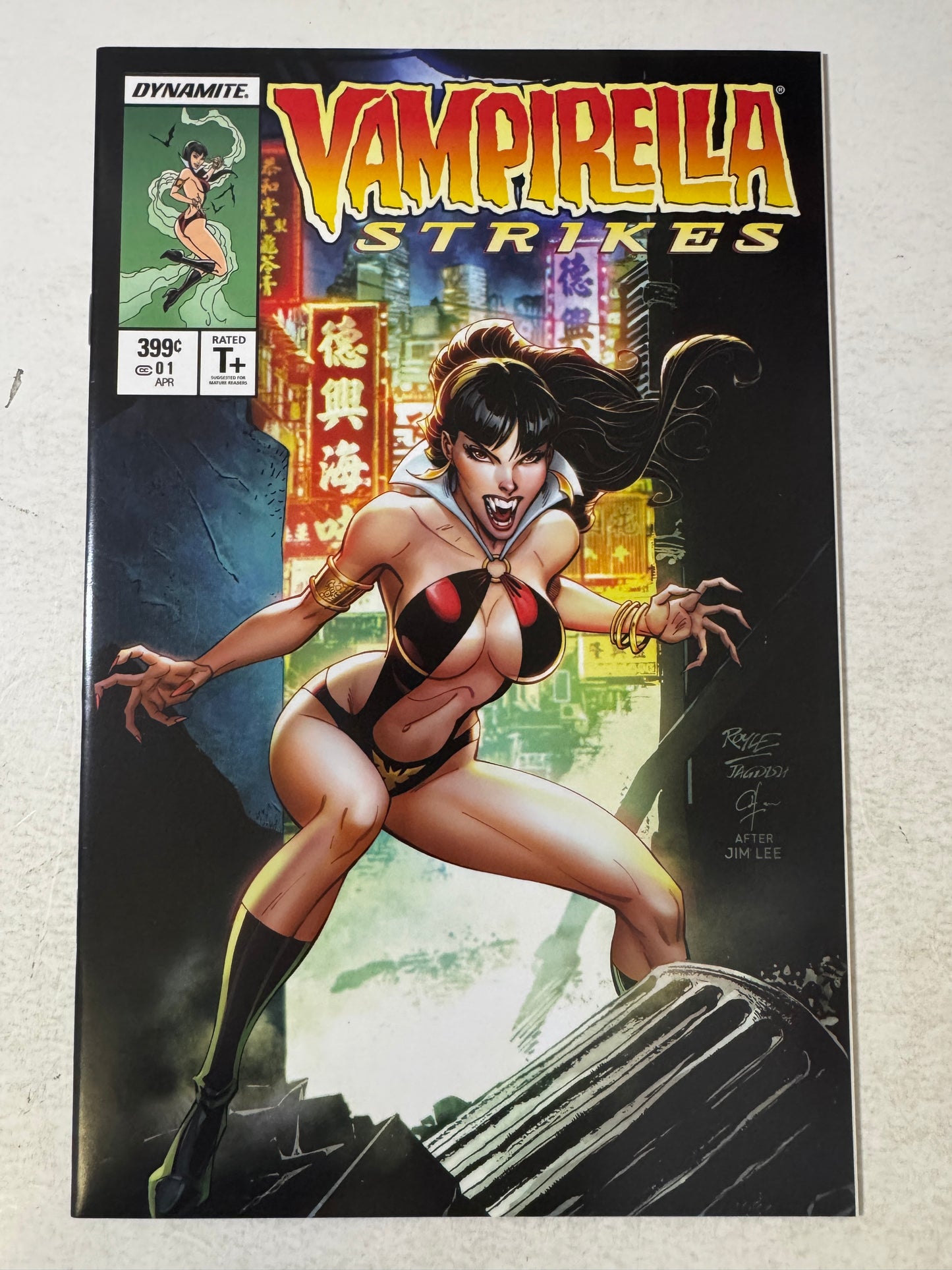 VAMPIRELLA STRIKES #1 NM John Royle Homage Variant