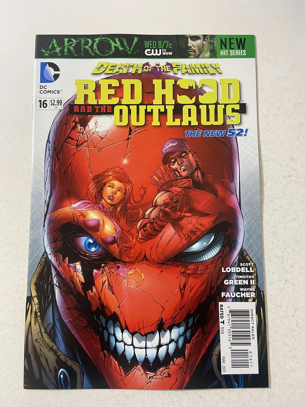 RED HOOD AND THE OUTLAWS #16 NM