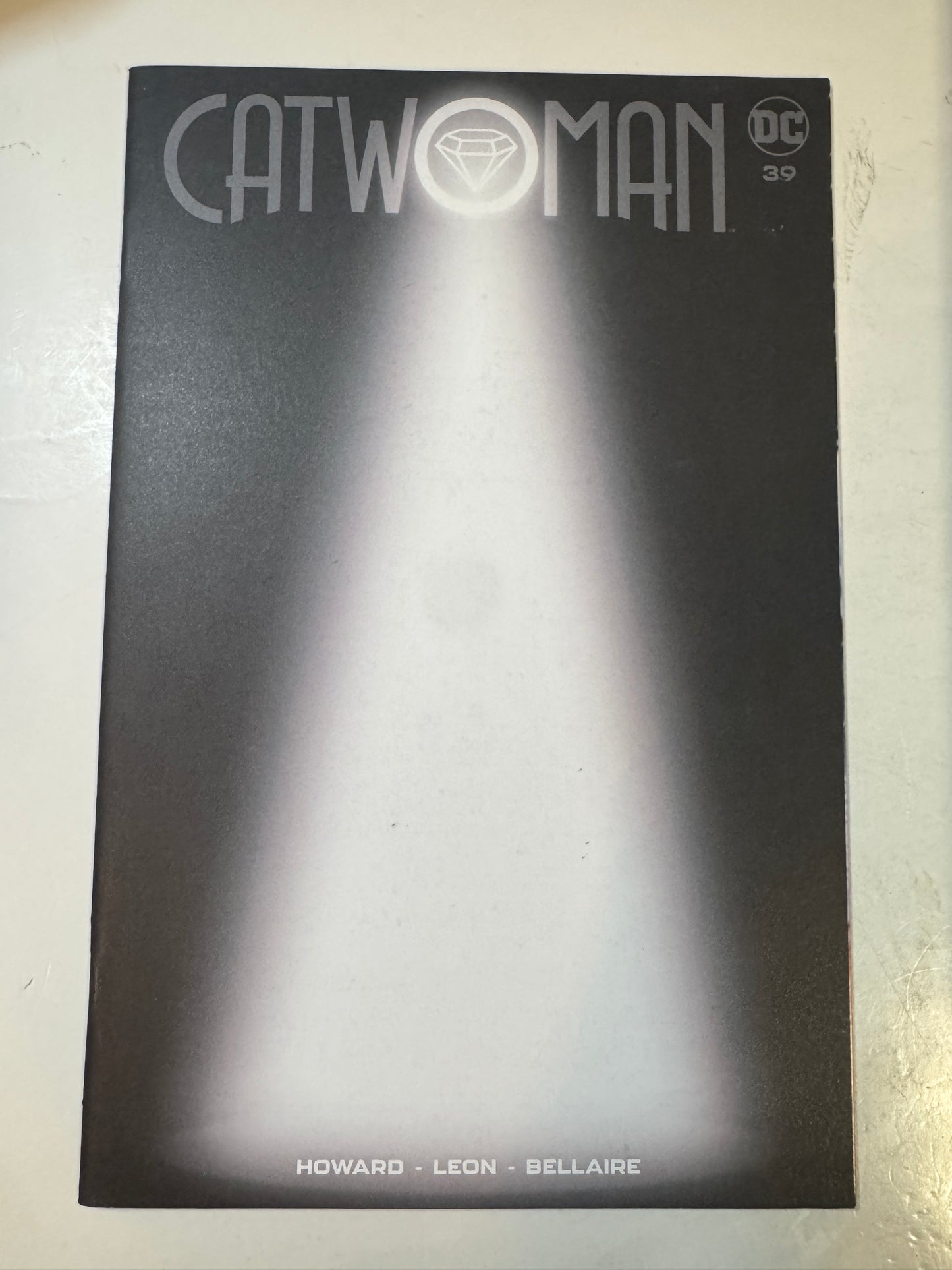 CATWOMAN #39 NM Blank Variant Store Exclusive