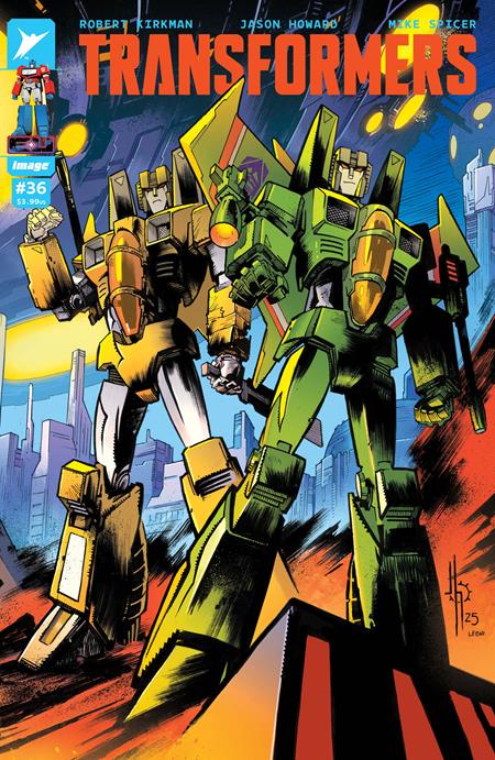 PRE-SALE: TRANSFORMERS #36 CVR C JASON HOWARD & ANNALISA LEONI CONNECTING COVER VAR