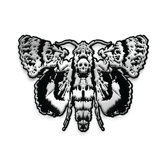 LIFE IS STRANGE DEATHS HEAD MOTH ENAMEL PIN BADGE