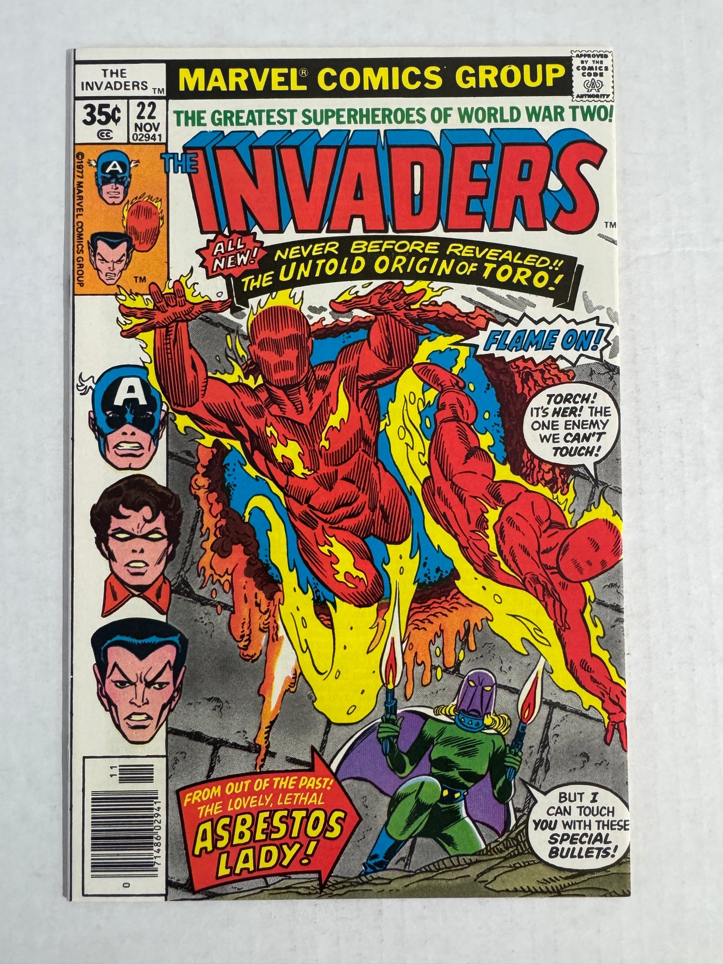 INVADERS #22 NM