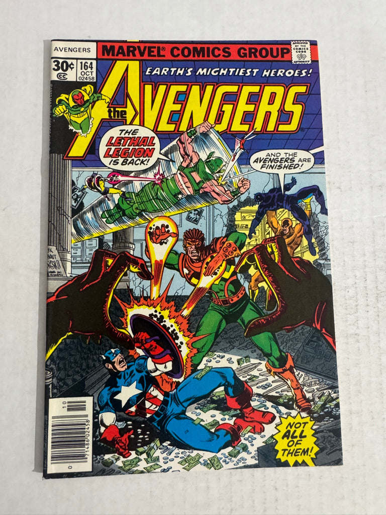 AVENGERS #164 NM- George Perez Cover