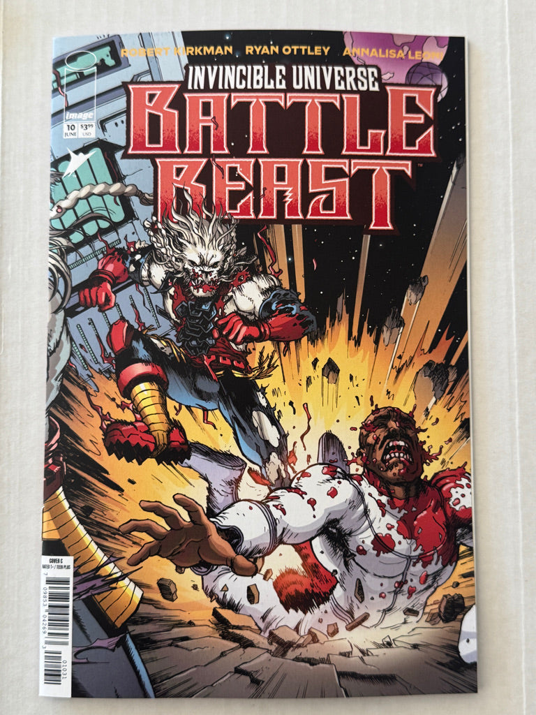 Invincible Universe BATTLE BEAST #10 NM 1:10 Variant