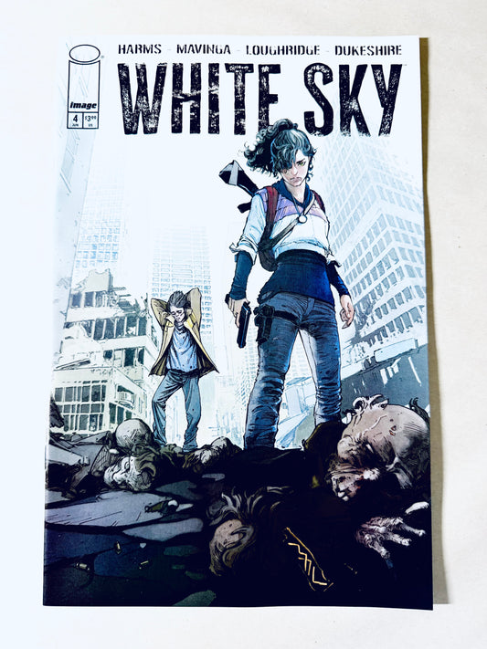 WHITE SKY #4 NM