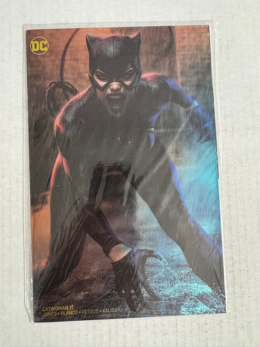 CATWOMAN #11 Vol 5 NM Gold Foil Convention Artgerm Variant