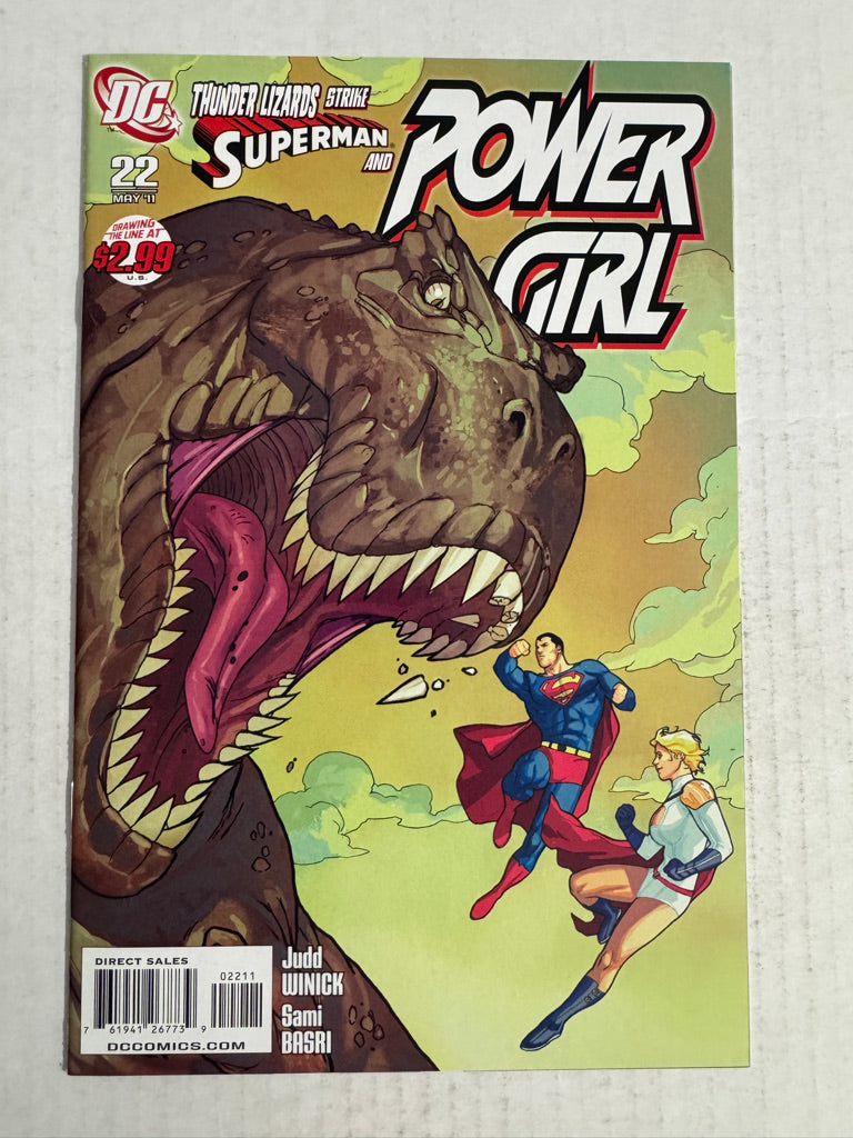 POWER GIRL #22 Vol 2 NM