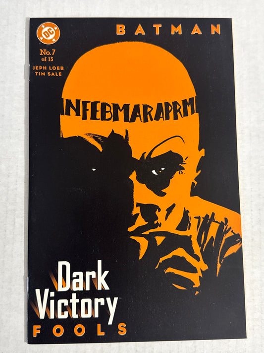 BATMAN DARK VICTORY #7 NM- Tim Sale Cover